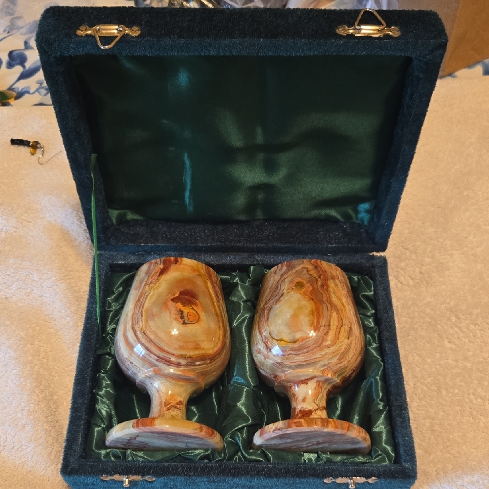 Elegant Stone Goblet Set in Velvet Box